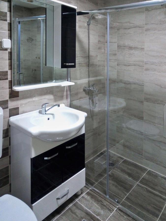 Pb Apartment Ohrid Esterno foto
